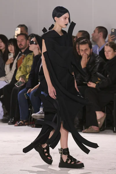Look 7